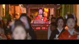 大分県佐伯市の新しい祭事「菊姫行列」の第11代菊姫の姿